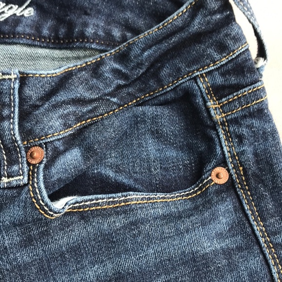 American Eagle Skinny Kick Stretch Jeans size 2 - Picture 7 of 8